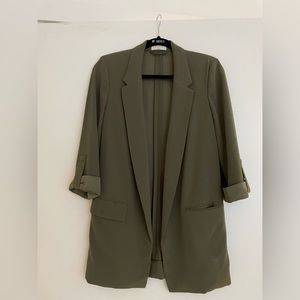 Aritzia, babaton blazer size 6